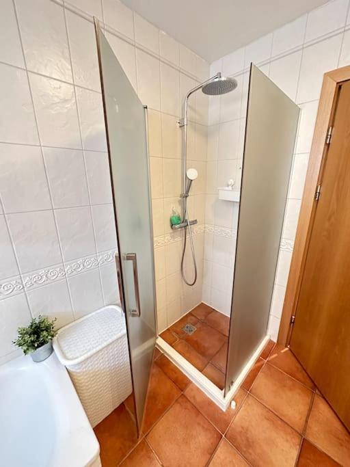 Spacious And Family Friendly Apartment In Reykjavik Ngoại thất bức ảnh